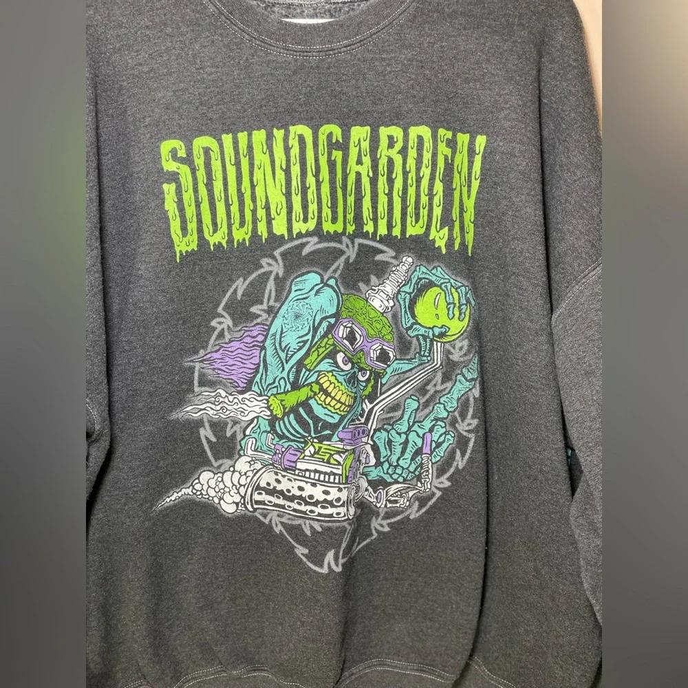 Soundgarden Rat Rod Gray Pullover Oversized Crewneck Sweatshirt. - Picture 2 of 7